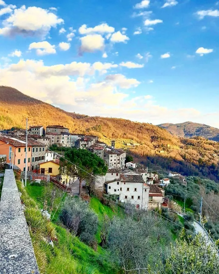 Casa Sulla Valle Villa Castelvecchio  Italy